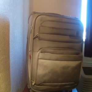 Desley suitcase